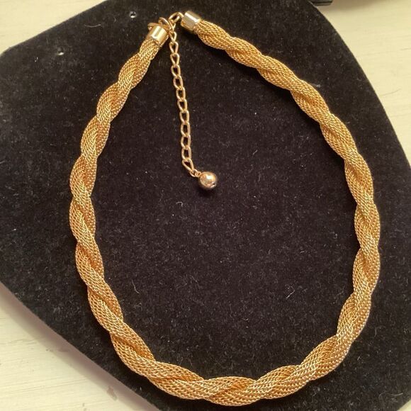 Goldtone Woven Mesh Choker Style Necklace - Picture 6 of 8